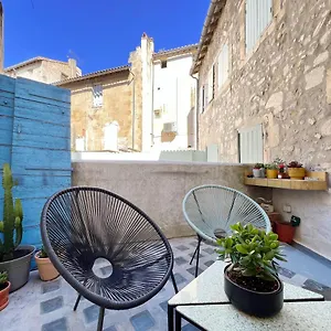 Appartement Spacious 2br In Historical Center With Terrace, Arles